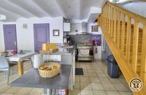 Microwave, dishwasher - Le Minotier - GLEIZE (GLEIZE)