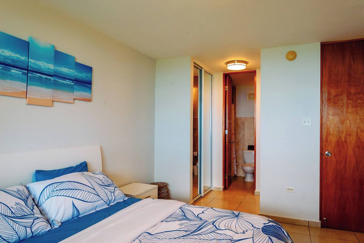 Apartment, Balcony, Ocean View | Iron/ironing board, WiFi (free)