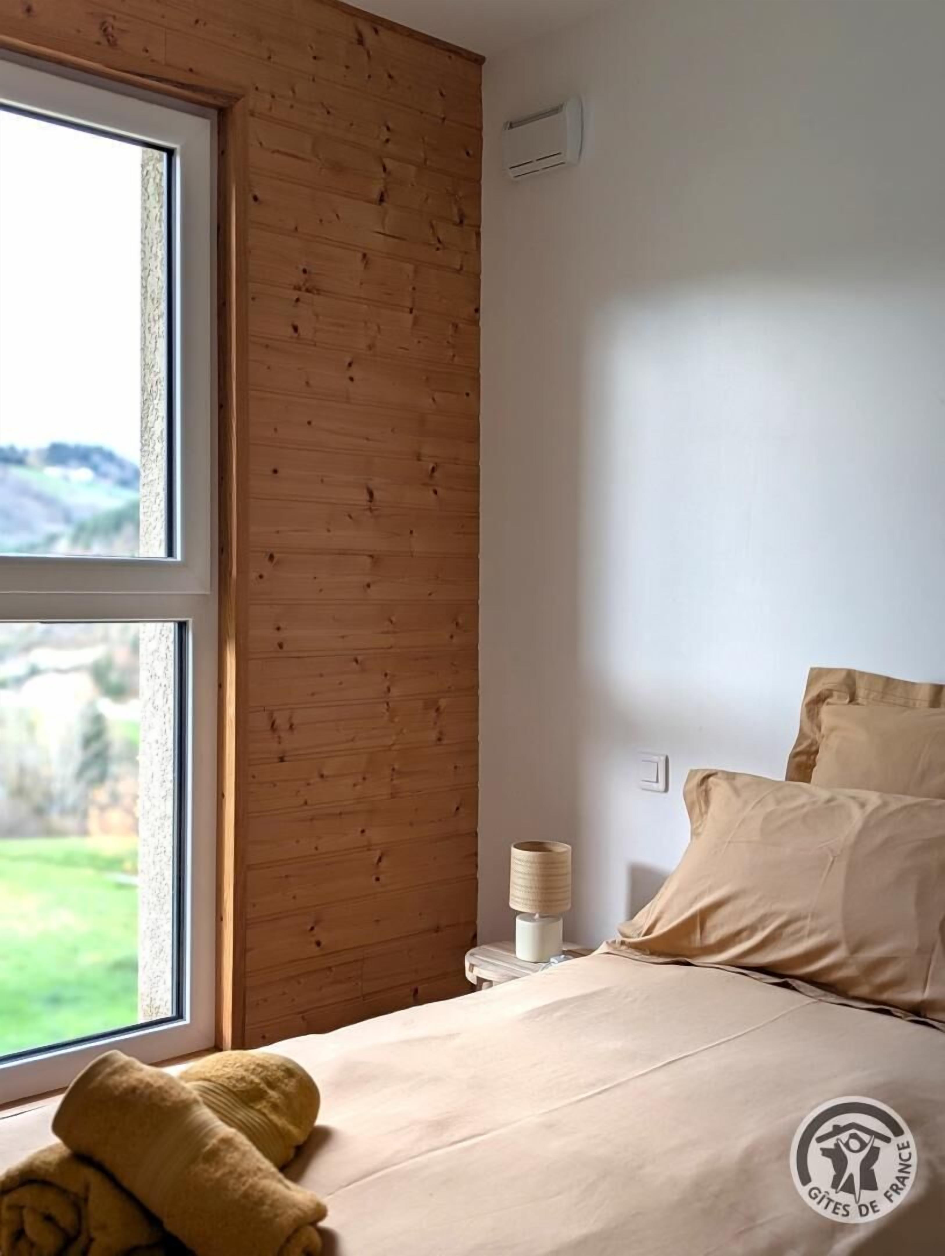 3 slaapkamers, reisbedje, internet