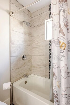 Hair dryer - #719 Cozy Midtown Reno Retreat (Reno)