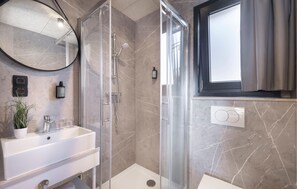 Shower, hair dryer - Amazing (sta)caravan in Banjol (Banjol)
