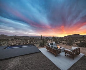 Terrace/patio - San Junipero, Spa, Modpool, Firepit, Stars & Views (Joshua Tree)