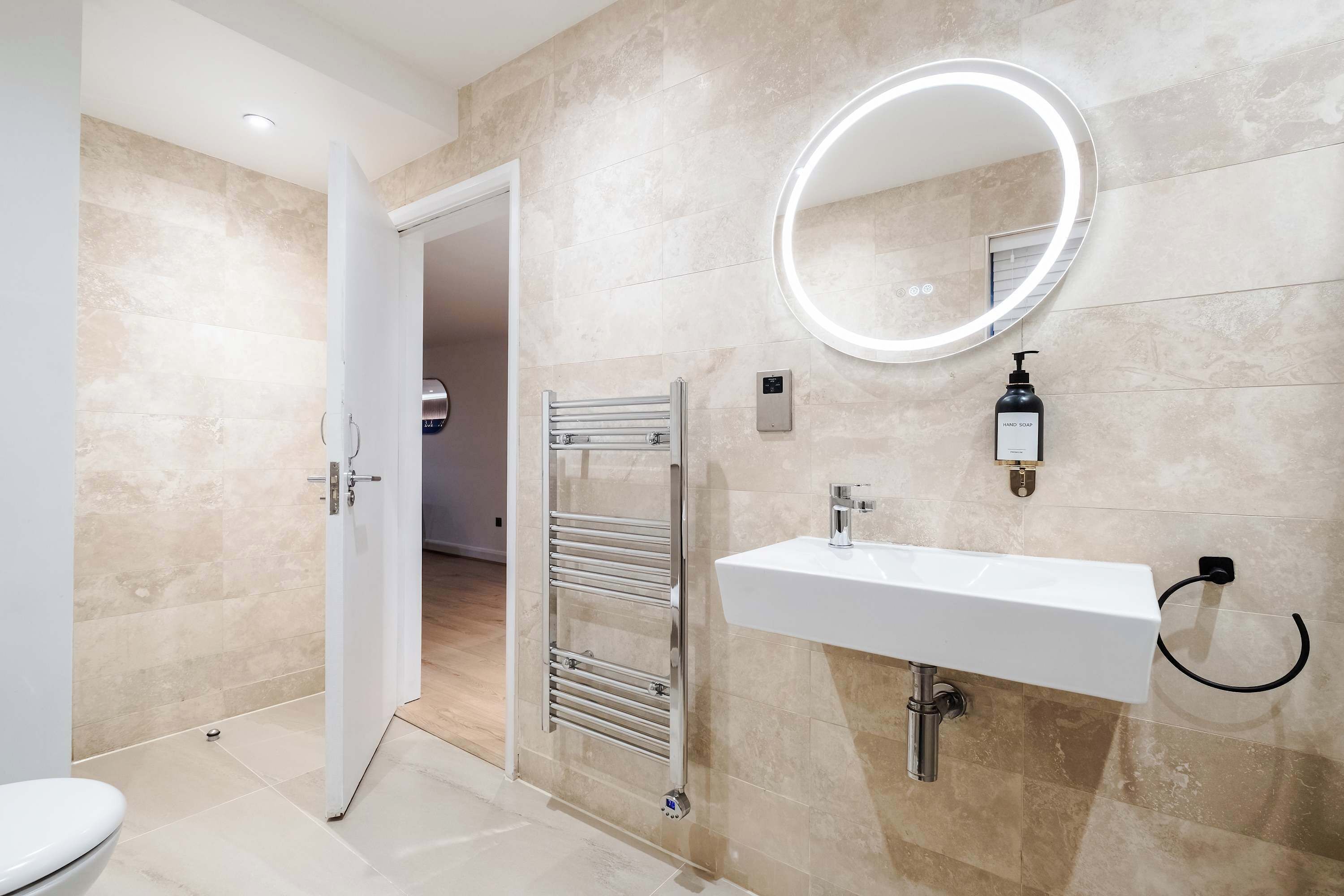 Eco-friendly toiletries, hair dryer, bidet, towels