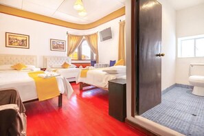 Quadruple Room, City View | Desk, laptop workspace, free WiFi - Hotel Campanario Cusco (Cusco)