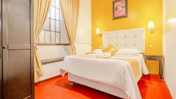 Double Room | Desk, laptop workspace, free WiFi