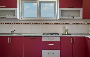 Refrigerador, horno, parrilla de estufa y lavavajillas 