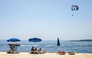 Beach - Nice home in Sestanovac (Sestanovac)