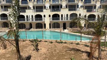 Luksusleilighet, bassengutsikt | Eksteriør