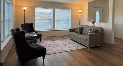 The Farmhouse @ Link'd Hearts Ranch
3 BD/2 BA Home Great View, Tons of Upgrades