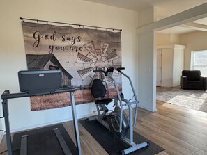 Fitness facility - The Farmhouse @ Link'd Hearts Ranch
3 BD/2 BA Home Great View, Tons of Upgrades (Palouse)