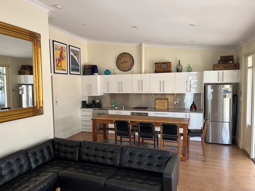 Lovely renovated period cottage in the west end of the city of Adelaide