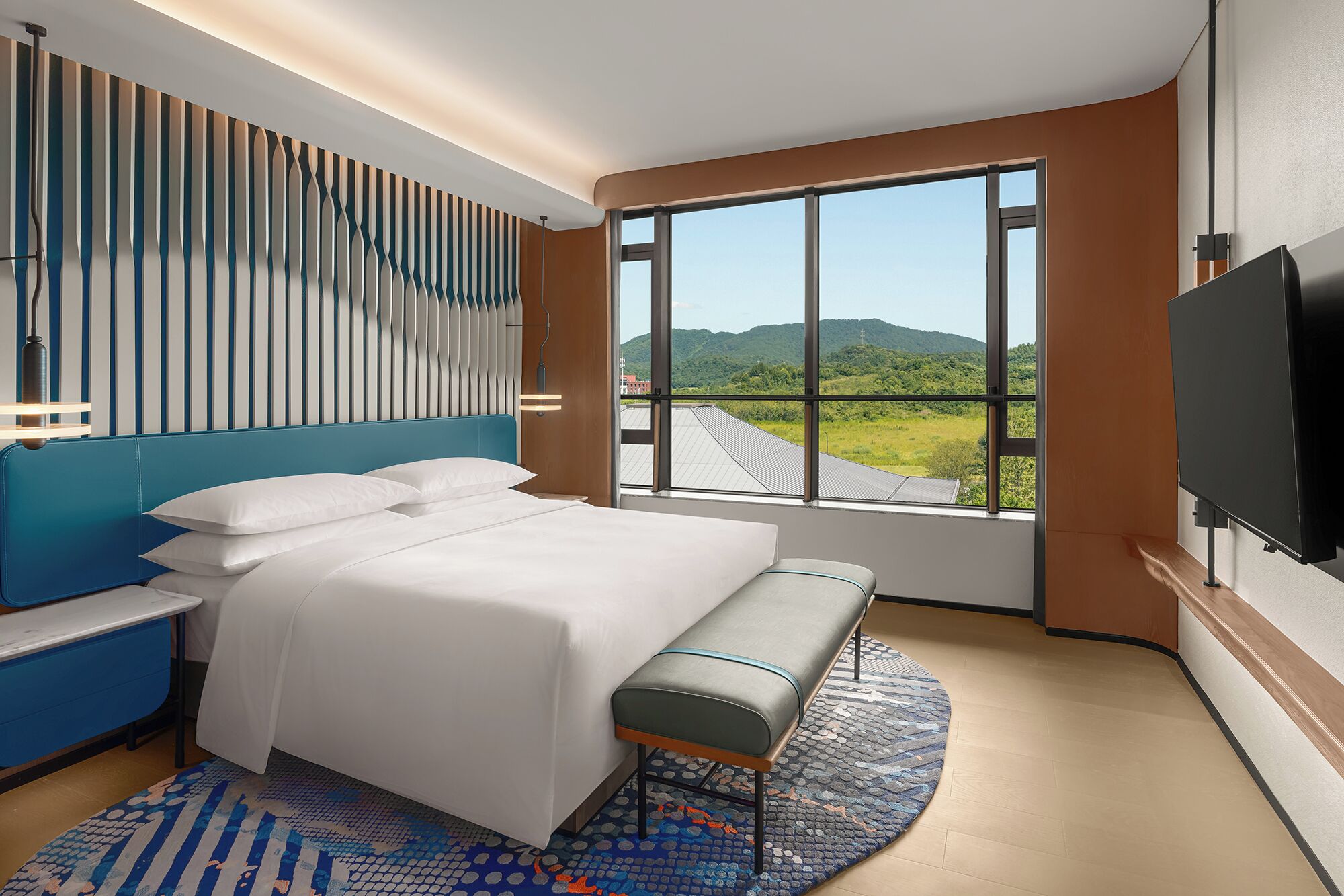 جناح ديلوكس - سرير ملكي - منظر للحديقة | مكواة/لوح كي