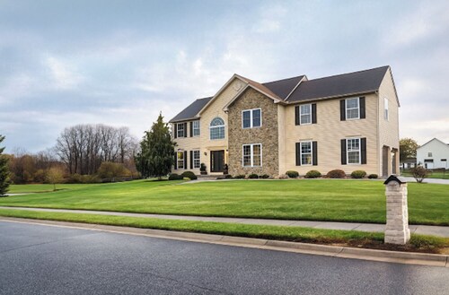 Elegant Family Stay • Quiet Neighborhood • Comfort