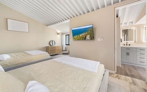 2 bedrooms, desk, free WiFi, bed sheets - Stunning Ocean Views, 2 bed 2 bath, Patios, Mahogany Run (St. Thomas)