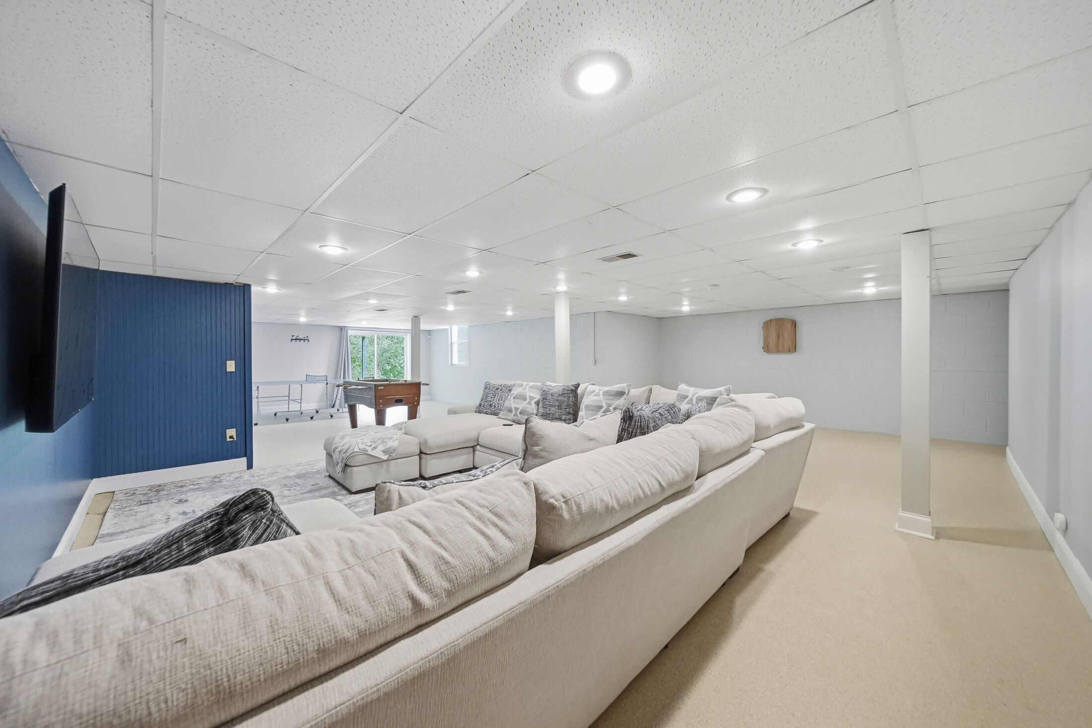 The Lake Hickory Retreat- Waterfront Pet Friendly Home Away From Home! - Hickory