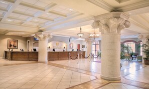 Lobby - Club Wyndham Bonnet Creek - 2 Bedroom/2 full bath Condo - minutes from Disney (Lake Buena Vista)
