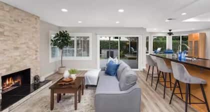 Beautiful Spacious Vacation house close to Beaches & Disneyland