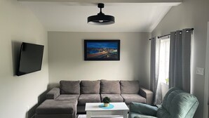Living area - Your perfect getaway: stunning views, prime location, 5-Star Amenities (St. John's)