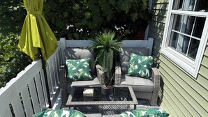 Property grounds - Your perfect getaway: stunning views, prime location, 5-Star Amenities (St. John's)
