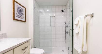 Monon Trail Lofts Luxury Studio With Hot Tub