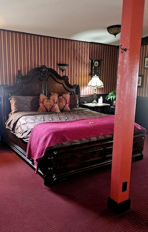 Standard Suite, Balcony, Park View | Iron/ironing board, free WiFi - Wyatt's Hotel (Tombstone)