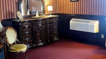 Grand Miss Jessy | Intérieur