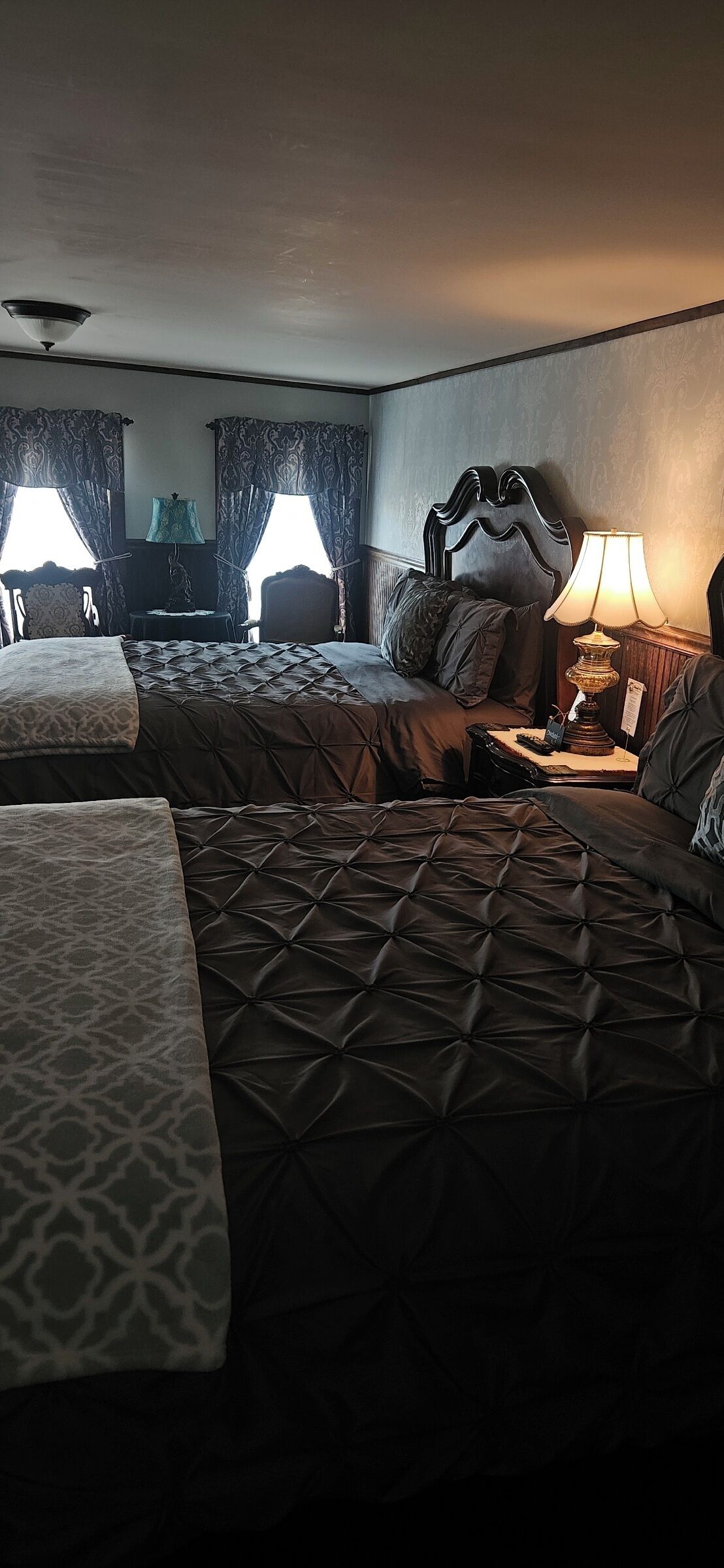 Iron/ironing board, free WiFi