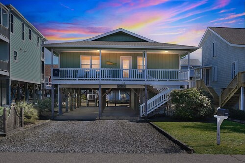 Holden Sunshine Mahi Beach