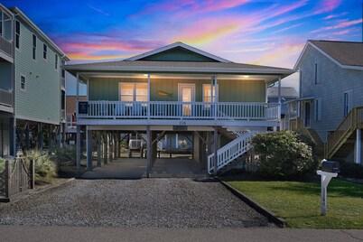 Holden Sunshine Mahi Beach