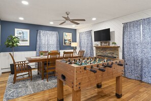 Spielezimmer