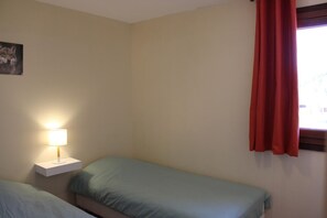 Travel crib - Les Biches - ROUBION (ROUBION)