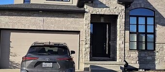 Modern Cozy Executive Suite with Private Entrance