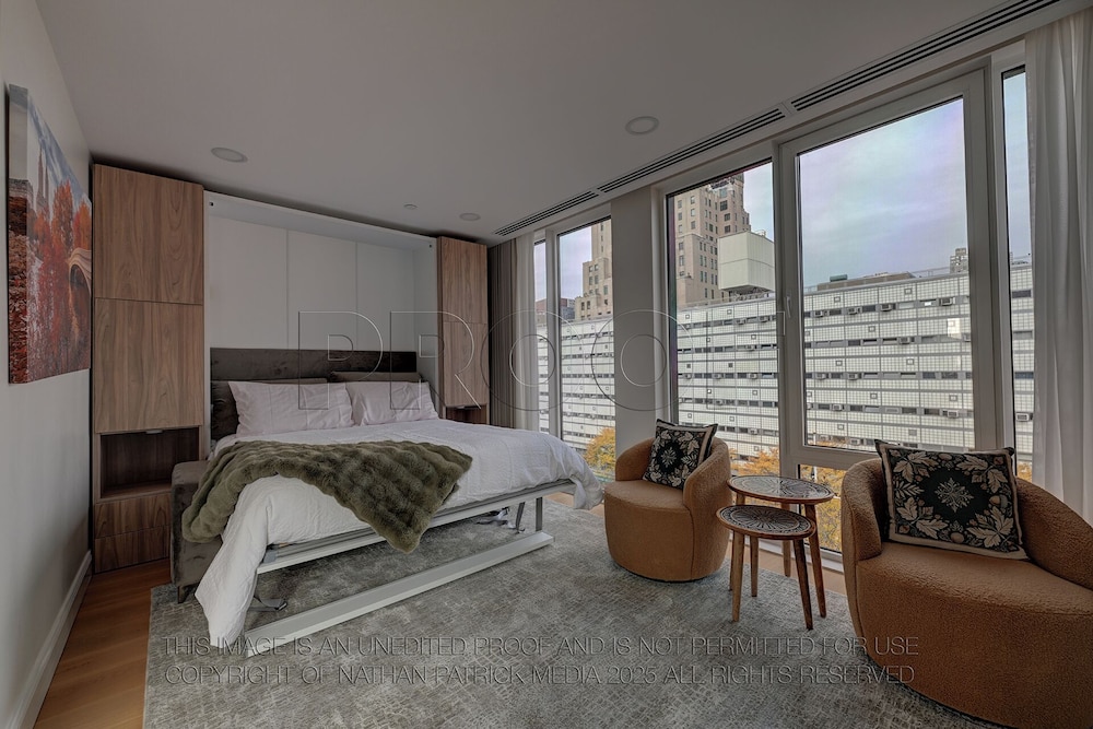Photo inspiration: Visual Reference: Penthouse Studio In Midtown Manhattan Brand New New York