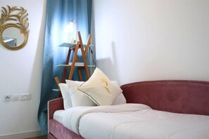 Apartment, 2 Bedrooms (G28) | Wi-fi percuma 