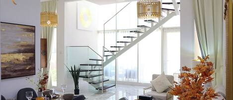 Apartment, 2 Bedrooms (438) | Living area