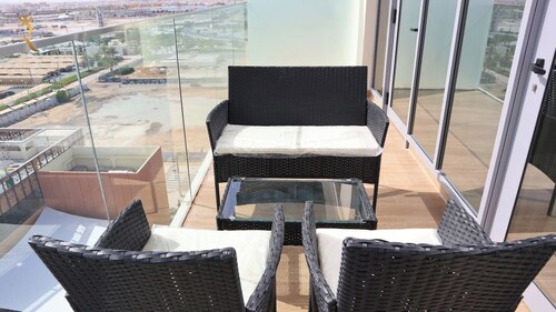 Masdar Oasis 2 Studios And Apartments By Rhh