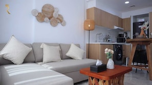 Apartment, 1 Bedroom (924) | Living area - Masdar Oasis 2 Studios And Apartments By Rhh (Abu Dhabi)