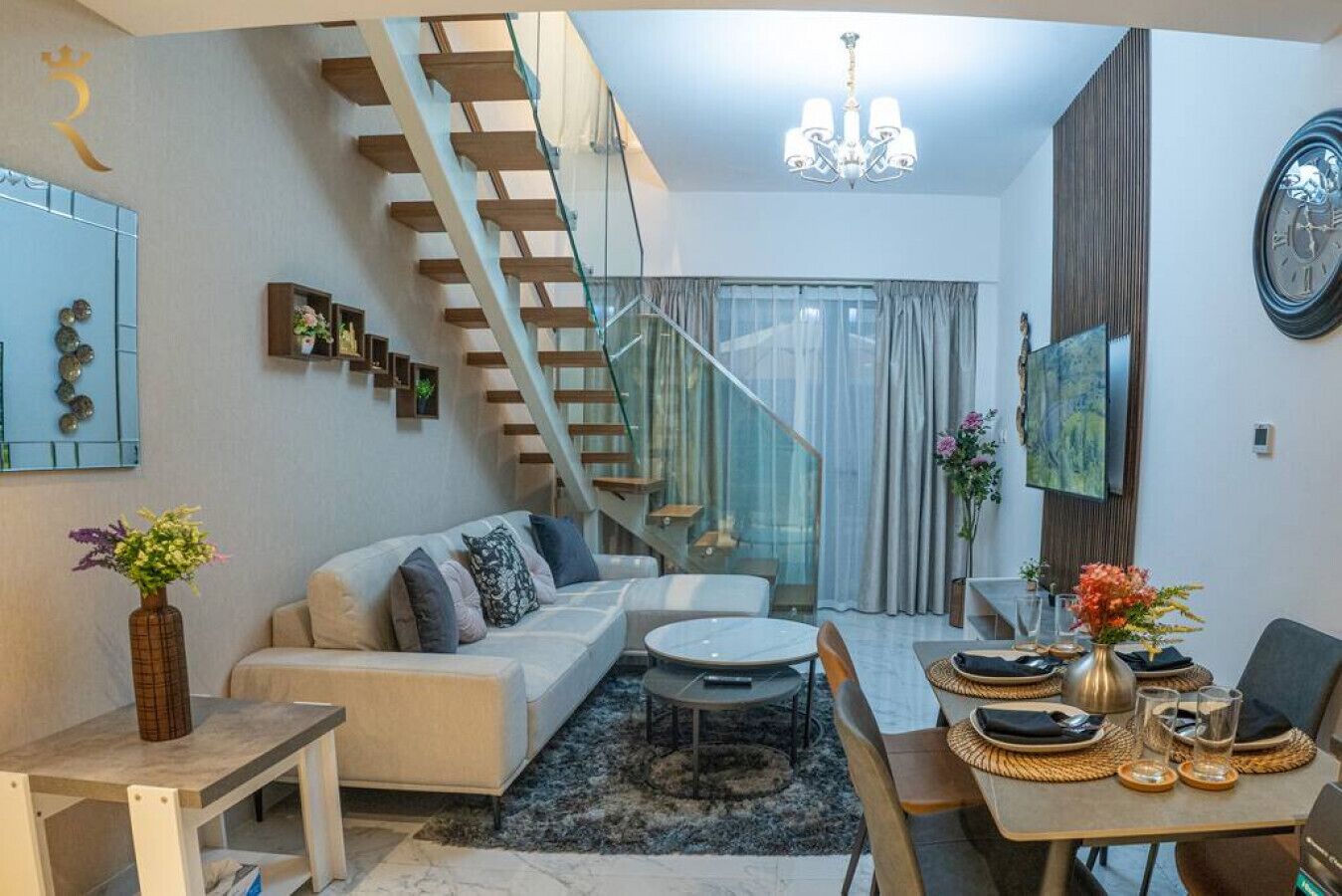 公寓 (G05) | 起居区 | 58-英寸纯平电视（配备有线频道）