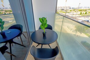 Balcony view - Masdar The Gate Studio (Abu Dhabi)