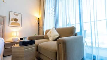 58-Zoll-Flachbildfernseher mit Kabelempfang