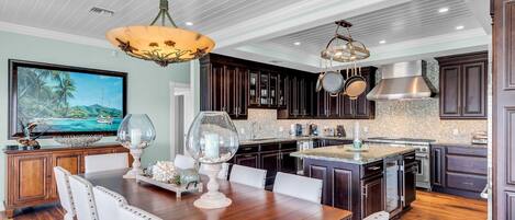 تناول الطعام