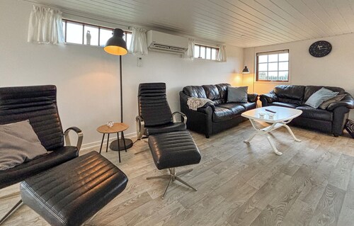 Stunning home in Haderslev with WiFi