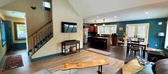 Adorable 2-bedroom house in Quechee close to everything!