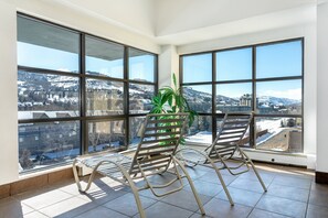 Interior - Chapel Square 317 - Walk to Dining, Shops, & Entertainment - Balcony w/ Views (Avon)
