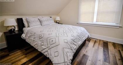 Cozy Cottage in Niagara Falls