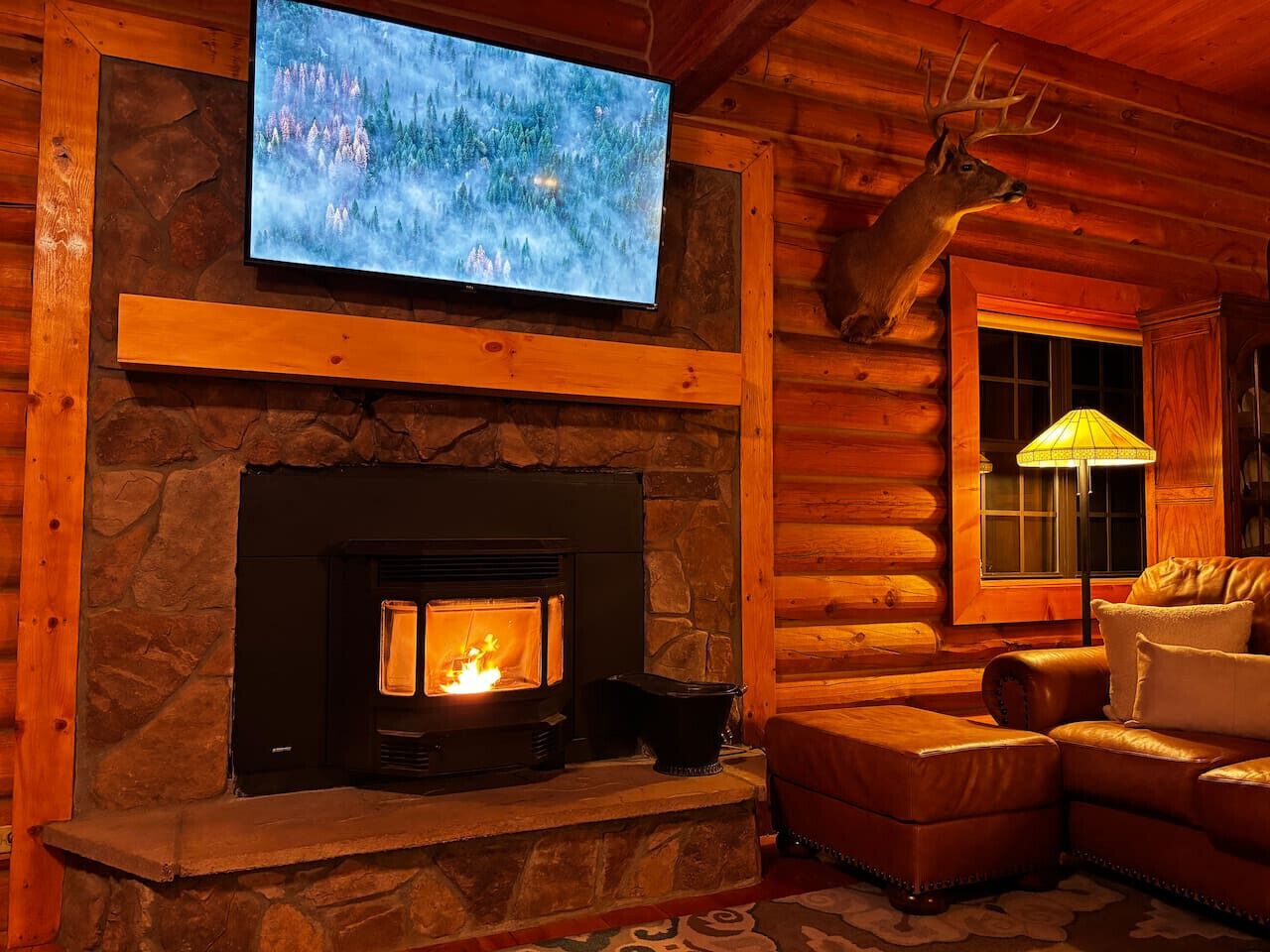 Forest Cabin Retreat  Fire Pit  Near Tonto Natural Bridge (5 Bdrs) - Knoll Lake, Arizona