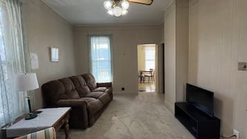 Smart TV, DVD player