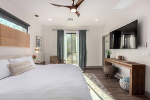 3 bedrooms, iron/ironing board, free WiFi, bed sheets - Private Desert Oasis with Heated Pool, Spa & Guest Casita (Scottsdale)