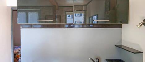 Fridge, microwave, stovetop, coffee/tea maker