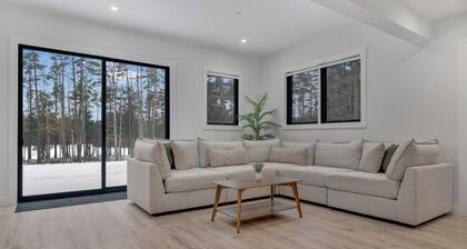 ✨ Scandinavian Lakefront Retreat | Hot Tub • Private Beach • Sleeps 13 ✨<br> Brand New, modern home with high end amenities - close to Ogunquit, Kennebunkport and Wells Beaches.